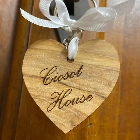 Appartamento Ciosot House *