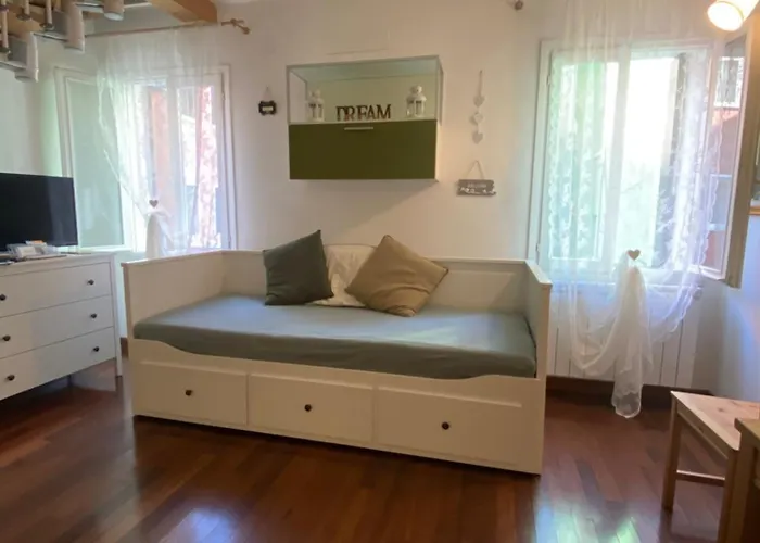 Ciosot House Κιότζα